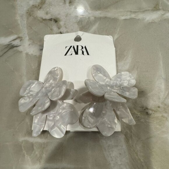 Zara Acetate Flower Earrings NWT - Picture 2 of 5